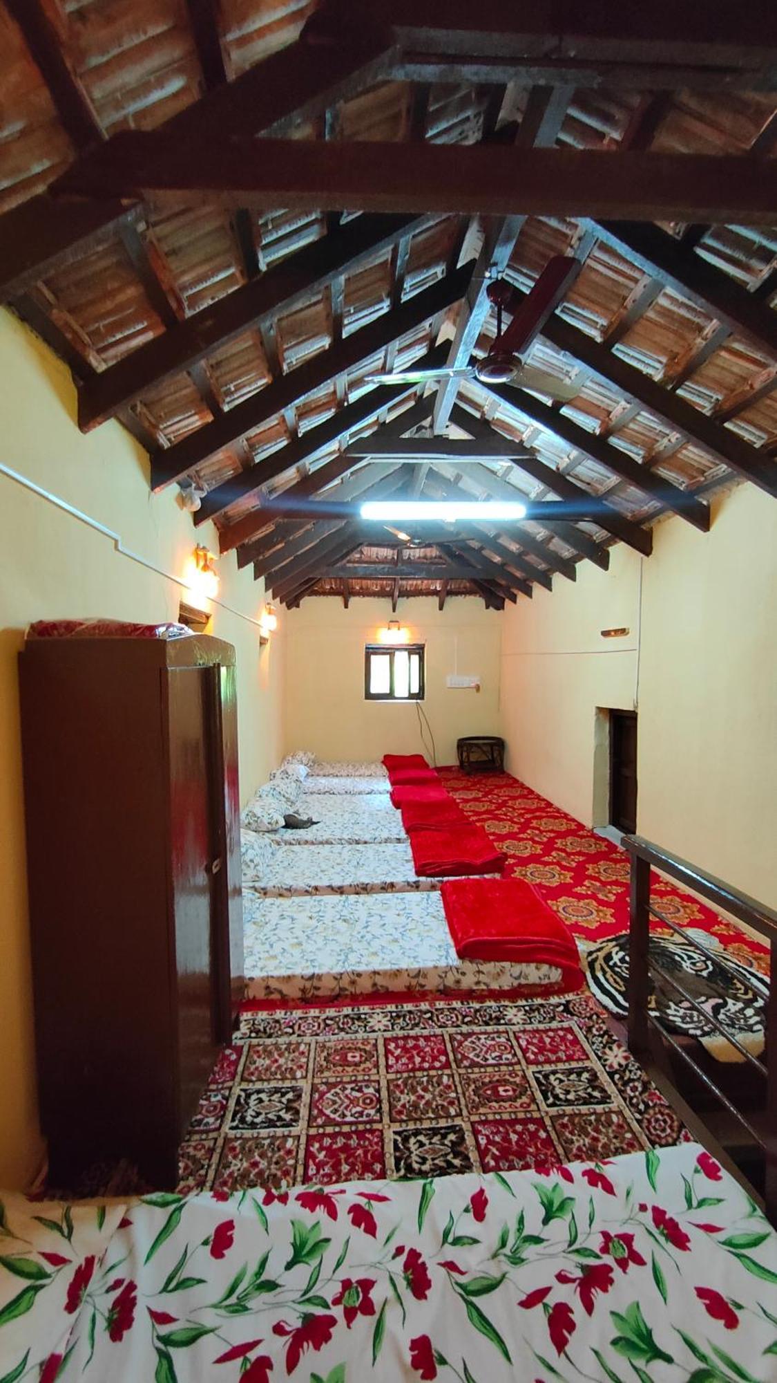 Heritage Homestay Chikmagalūr Szoba fotó